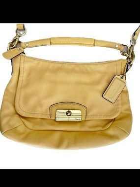 Coach Kristin Buttercup Yellow Shoulder Bag Detachable Adjustable Strap